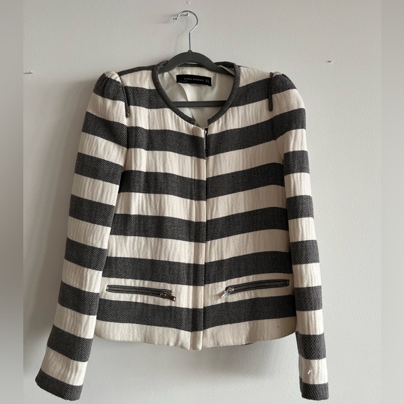 Zara Jackets & Blazers - ⭐️FLAWED ZARA STRIPED ZIP UP JACKET BLAZER SIZE SMALL